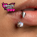 Dragon's claw lip ring