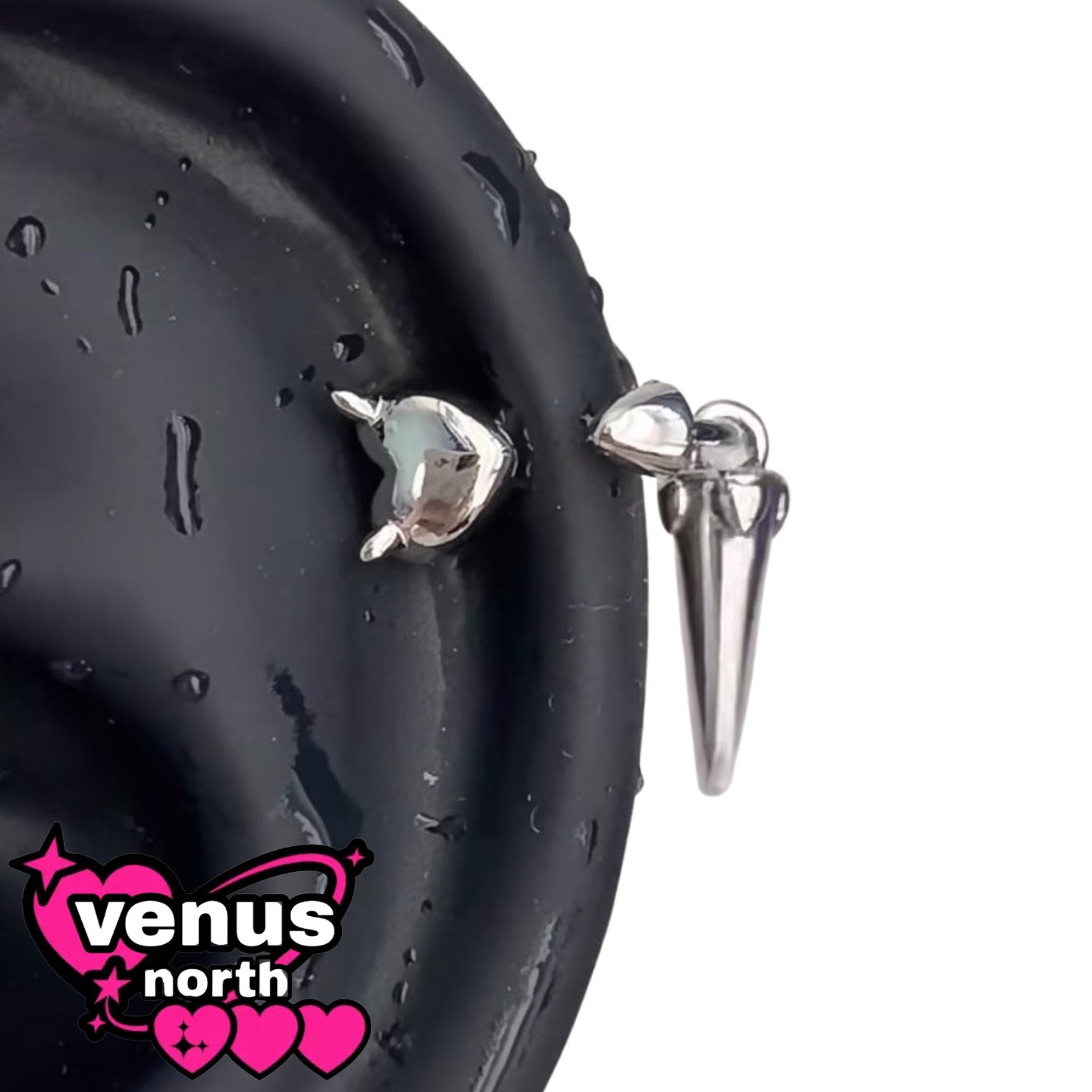 Crown & charm cartilage stud